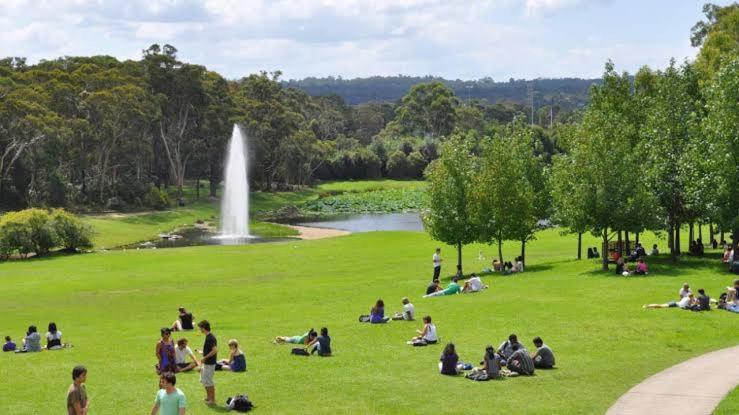 Homestay Spacious Private Minutes Away From Eastwood Sydney